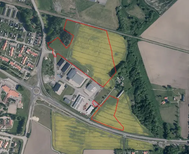 Kartbild där Grästorp 15:1 samt del av Tengene 1:25 är utmärkt med röda streck.